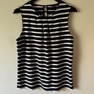 Banana Republic Women's Sleeveless Black/White Striped Top Size Large